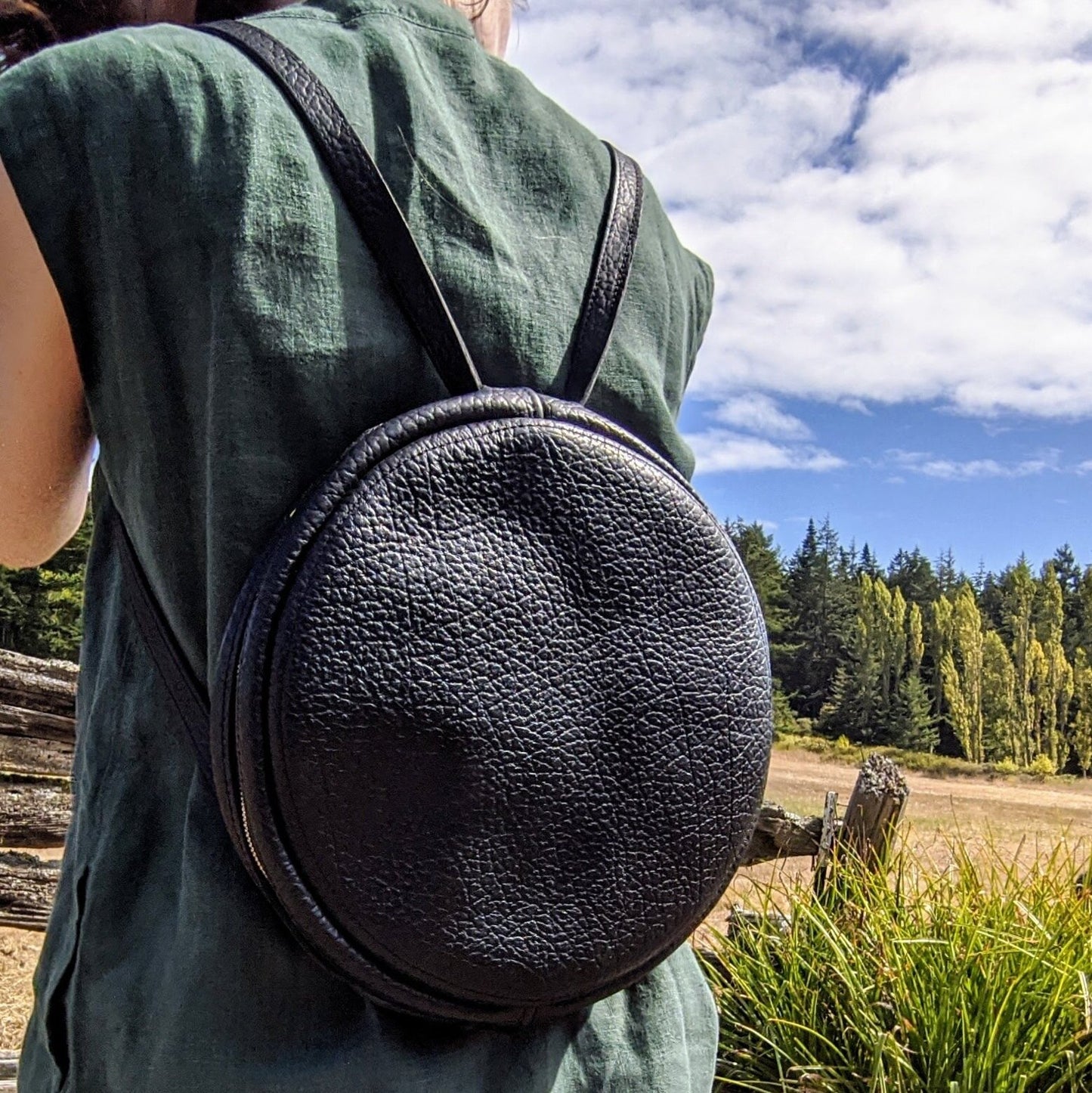 Super Moon Convertible, backpack to cross body to top handle